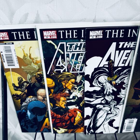 The New Avengers 28-38 40-47 Lot Venomized Wolverine Secret Invasion - Picture 2 of 7